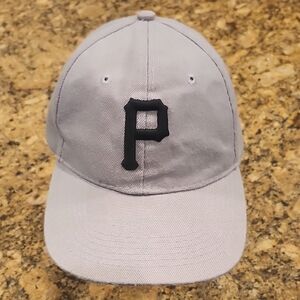 Kids Gray Baseball Cap‎